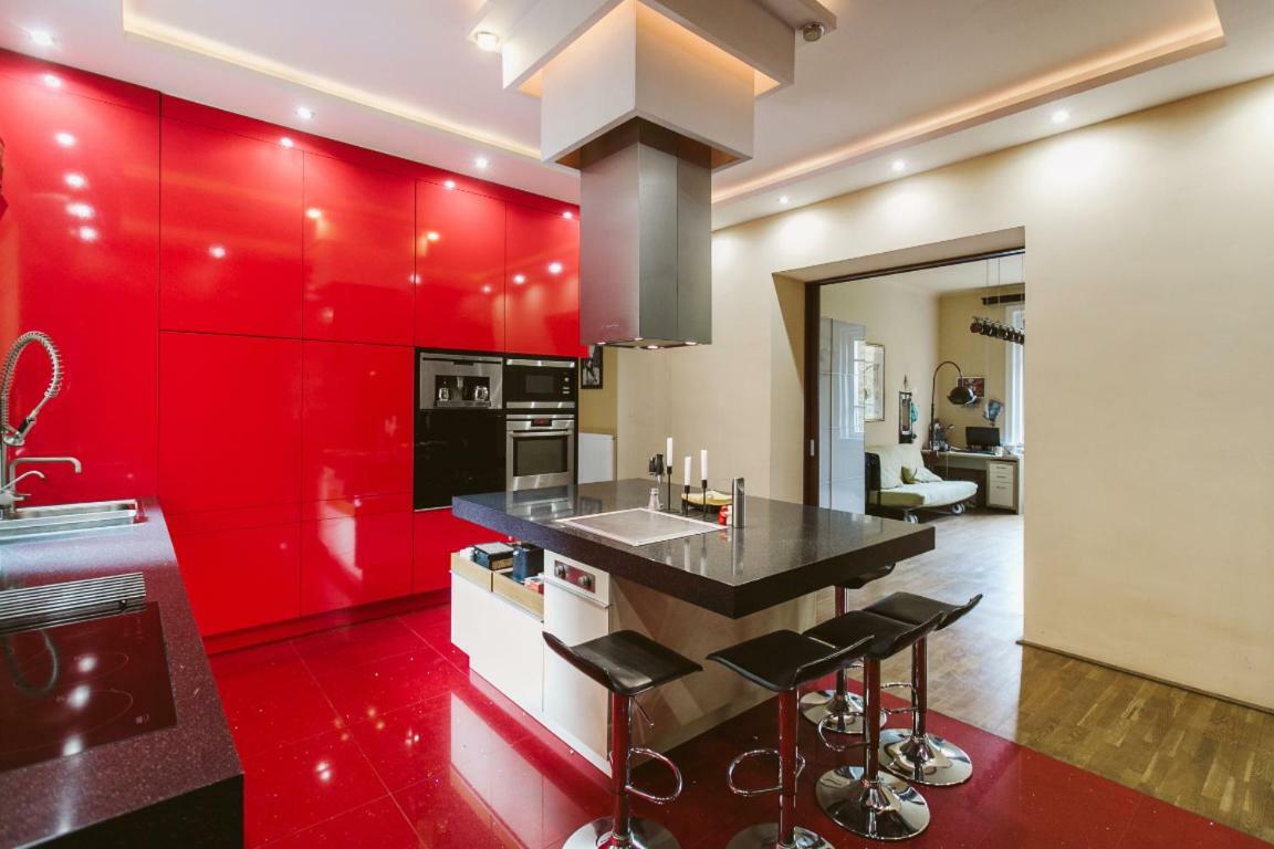 Luxury View On To The Castle Apartment Budapest